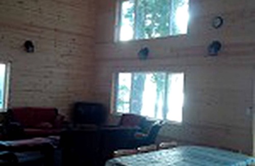 Unorganized Thunder Bay District House | House ∙ 1 bedroom ∙ 12 guests