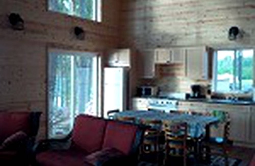 Unorganized Thunder Bay District House | House ∙ 1 bedroom ∙ 12 guests