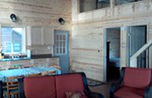 Unorganized Thunder Bay District House | House ∙ 1 bedroom ∙ 12 guests