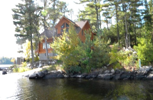 Crane Lake House | House ∙ 3 bedrooms ∙ 10 guests