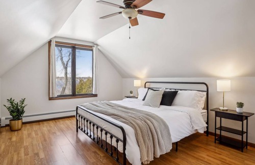 Ramsey County House | House ∙ 3 bedrooms ∙ 10 guests