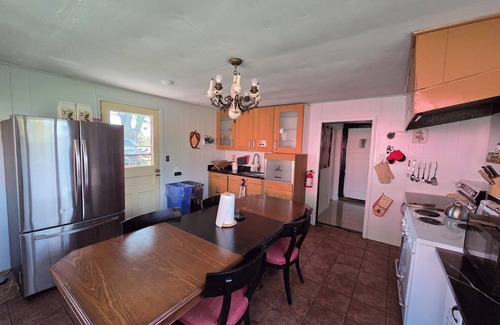 Roseneath House | Lakeview Cottage in Roseneath