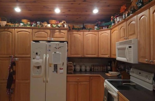 Crosslake Cabin | Large cabin close to Crosslake tucked away in the woods