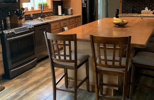 Dysart et al Cottage | Large Modern Elegant Year-Round Cottage Haliburton Lake with a Beautiful View