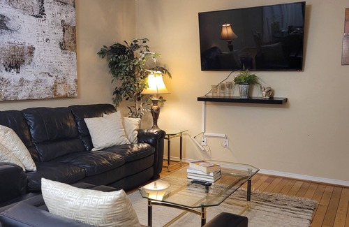 London House | London Tranquil family Home 3 mins to 401