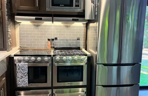 Grand Rapids House | Modern RV come “GLAMP” in style.