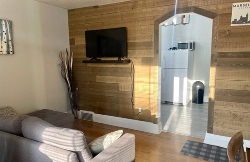 Sudbury Apartment | Northern Getaway by Casa Cruze