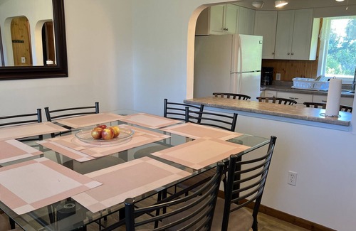 Wainfleet House | Only a 2 minute walk to the beach