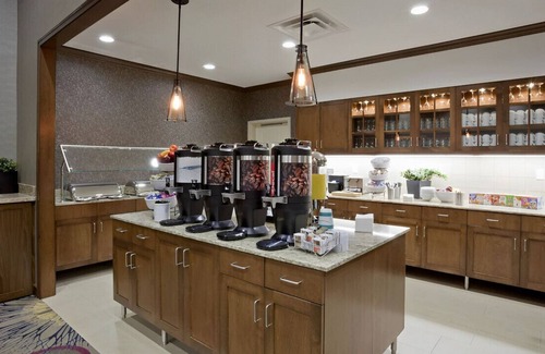 Kutzky Park House | Pampering Retreat near Quarry Hill Nature Center