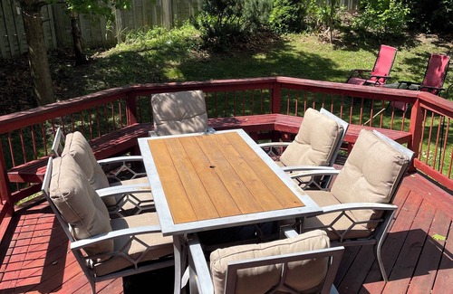 Windsor House | Perfect 3 bedroom house in prime location of South Windsor. max 6 guests
