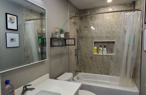Mississauga Resort | Private room ∙ 1 guest