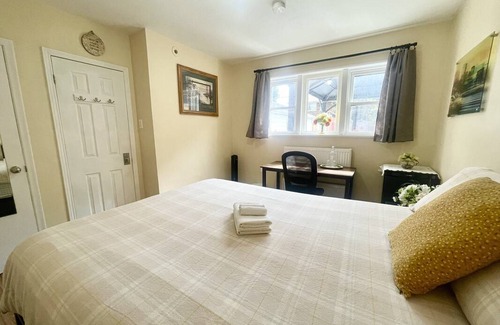 Sullivan Resort | Private room ∙ 2 guests