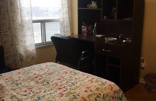 Flemingdon Park Resort | Private room ∙ 1 guest