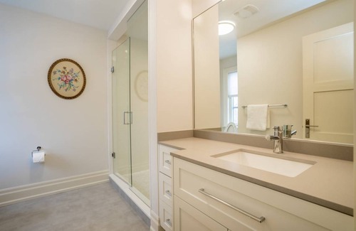 Midtown Toronto Resort | Private room ∙ 1 guest