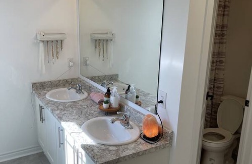 Collingwood Resort | Private room ∙ 1 guest