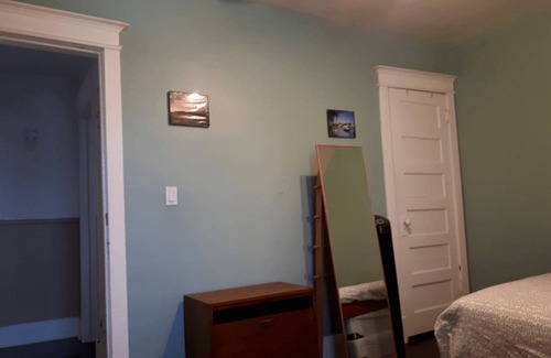 New Toronto Resort | Private room ∙ 1 guest