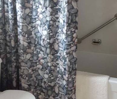 London Resort | Private room ∙ 1 guest