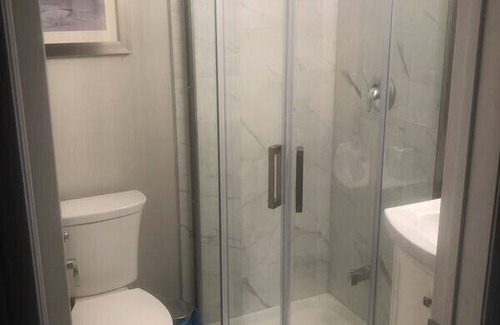 Toronto Resort | Private room ∙ 1 guest