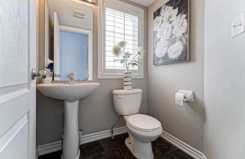 Durham Region Resort | Private room ∙ 1 guest
