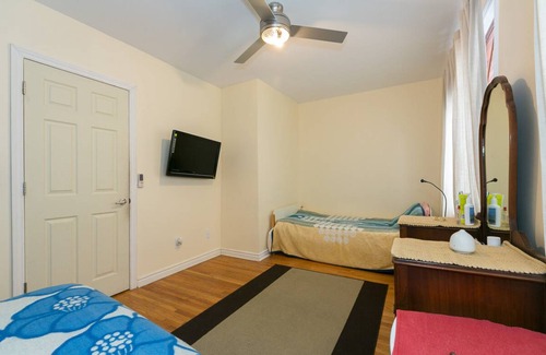 Swansea Resort | Private room ∙ 1 guest