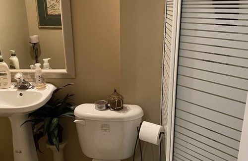 Whitby Resort | Private room ∙ 1 guest