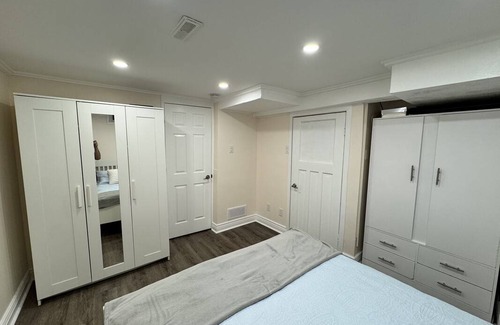 Mississauga Valleys Resort | Private room ∙ 2 guests