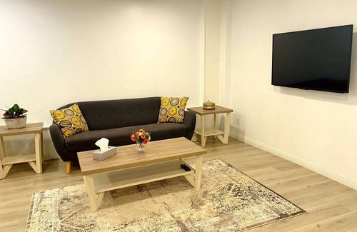 Thornhill Resort | Private room ∙ 2 guests