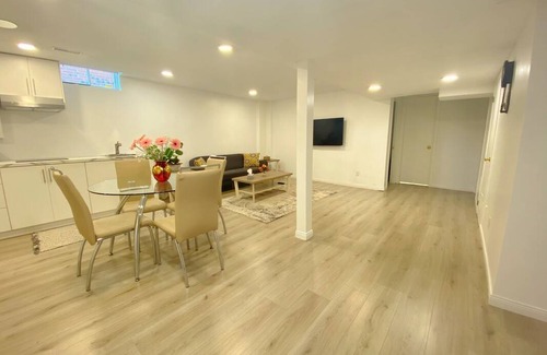 Thornhill Resort | Private room ∙ 2 guests