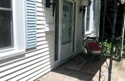 Chatham-Kent Resort | Private room ∙ 2 guests