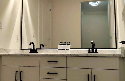 Markham Resort | Private room ∙ 2 guests