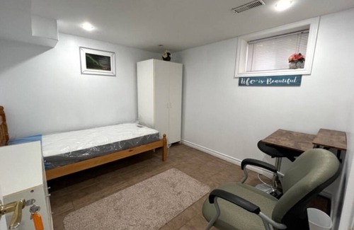 Old East York Resort | Private room ∙ 1 guest