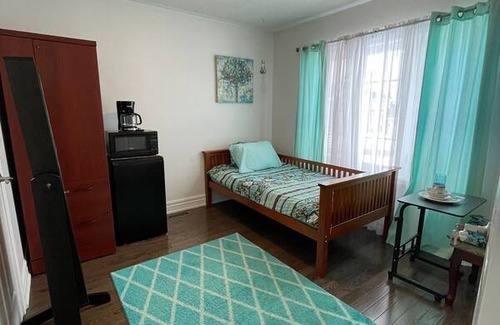 Richmond Hill Resort | Private room ∙ 1 guest