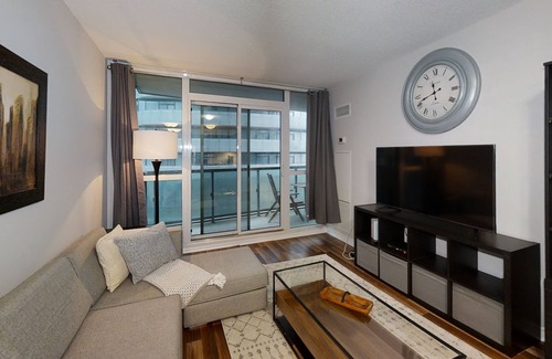 Toronto Entertainment District Apartment | Spacious 1-BR Condo in DT Toronto