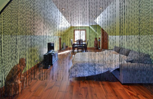 Baddow Cottage | Spacious Beachfront Family Cottage in the Kawarthas