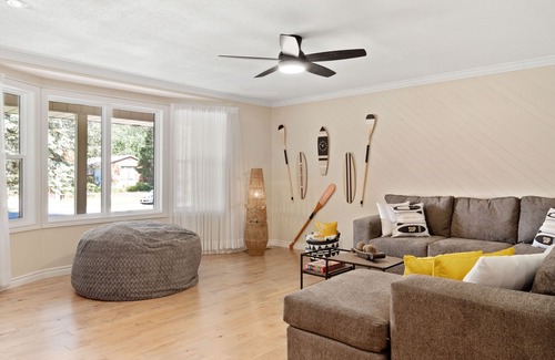 Kettle Point 44 House | Steps from Ipperwash Beach and Restauraunts