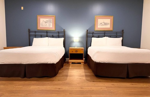 St. Mary's Hotel | Stone Willow Inn