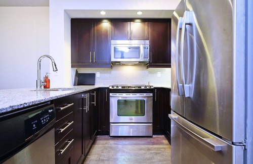 Fashion District Apartment | The Fashion House Suites