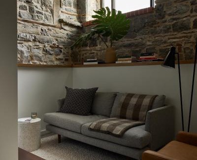Inner Harbour Hotel | The Smith Hotel