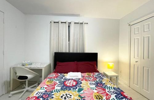 Fairbank House | Toronto Room with Balcony - Midtown