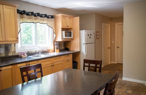 Algoma District Hotel | Wawa Northern Lights Motel & chalets