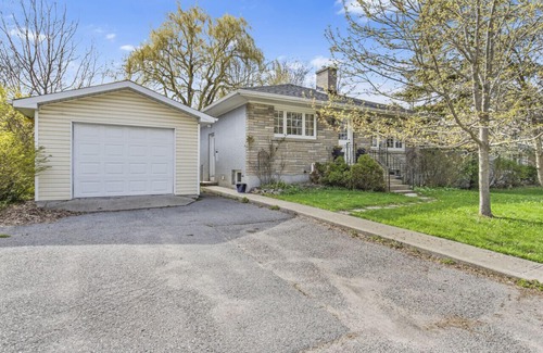 Sunnyside House | Westdale Suites Kingston