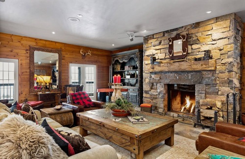 Dunchurch Ski Chalet | Whitestone Resort