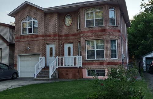 Hamilton Apartment | 1-bdrm apartment, 3 min walk to McMaster, professor's house