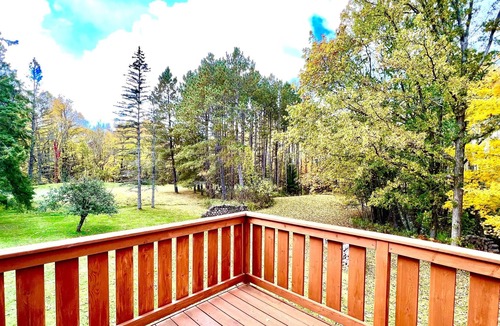 Barnum House | 1 Bdrm1 Ba Close to Duluth, Black Bear Casino, Spirit Mt & ATV/Snowmobile Trails