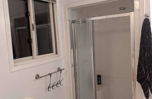 Courtice House | 1 bed shared in a house, have 2 single bedroom
