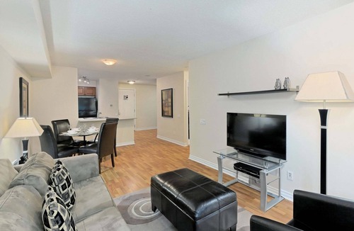 Bendale Apartment | 1 Bedroom/1 Bathroom Suite
