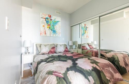 Downtown Toronto Apartment | 1 Bedroom Condo Bremner Blvd Downtown Toronto