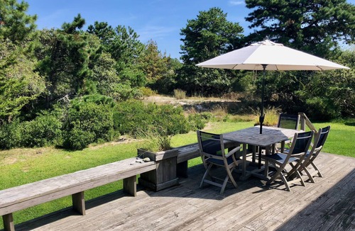 Amagansett Dunes House | 1 BLOCK FR OCEAN; 5 AUG DAYS AVAIL! Fully Renovated; Private Beach Access;