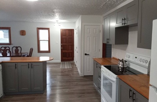 Algoma District House | 1 Queen & 1 Twin Bed