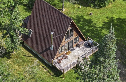 Emily Cabin | 102 m² Cabin ∙ 1 bedroom ∙ 3 guests